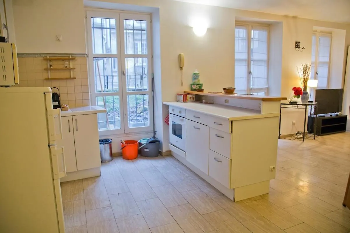 Apartment Apt Notre Dame Saint Michel Paris